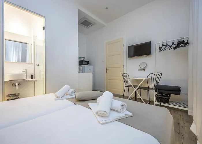 ゲストハウス Erika 3*