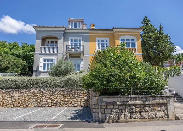 Gostinjska kuća Erika 3*